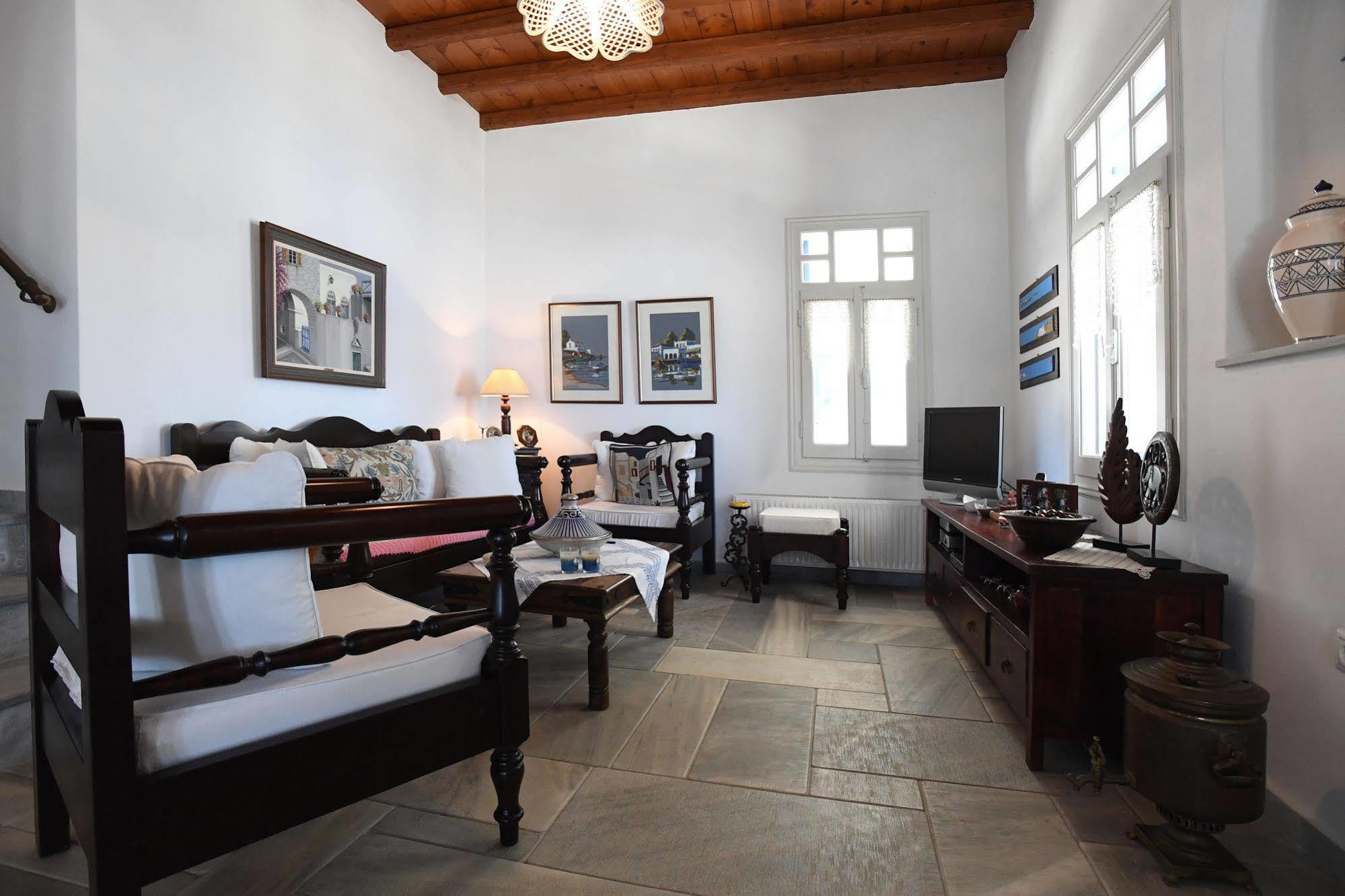 Tinos Sky View Villa Arnados Eksteriør billede
