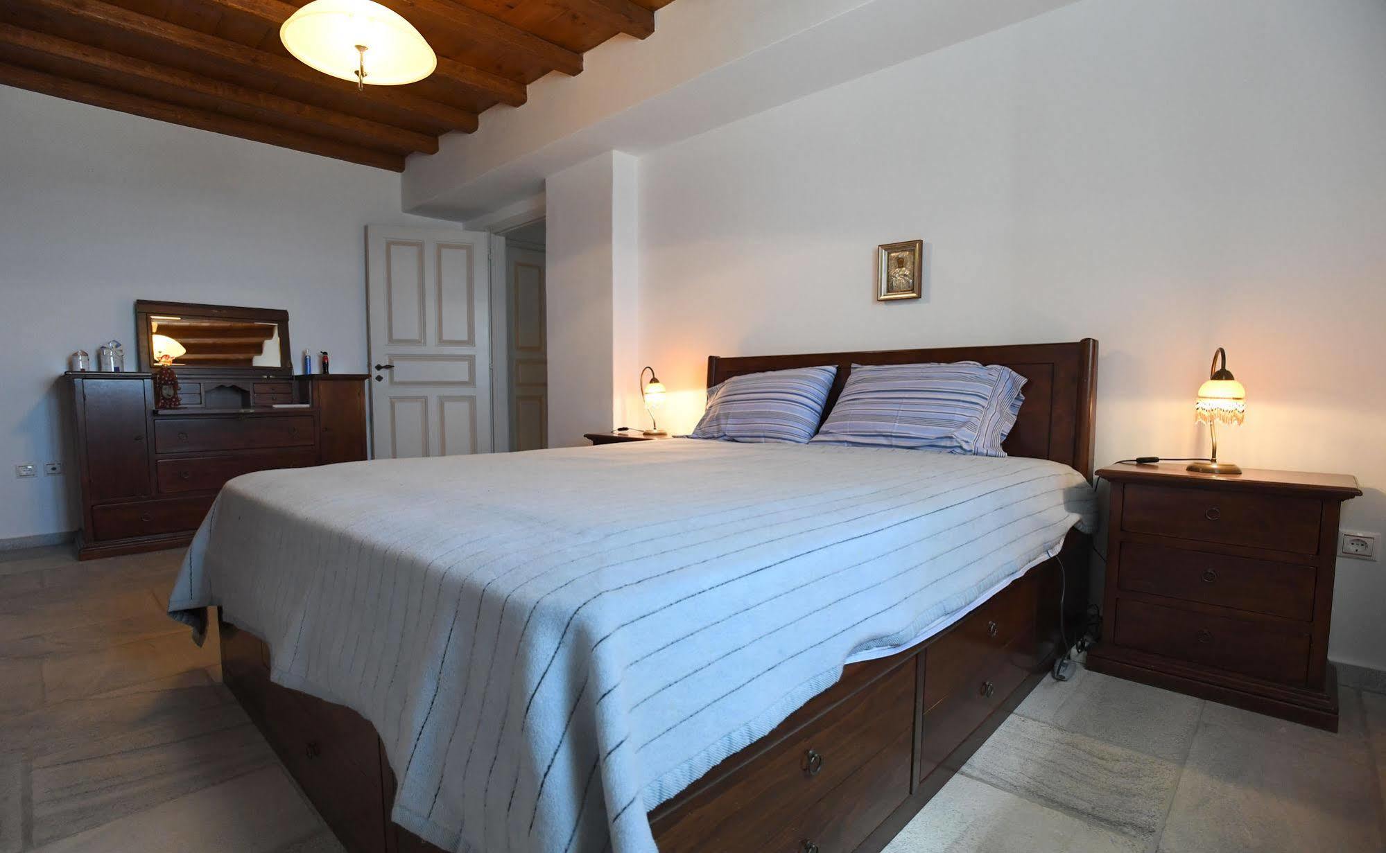 Tinos Sky View Villa Arnados Eksteriør billede