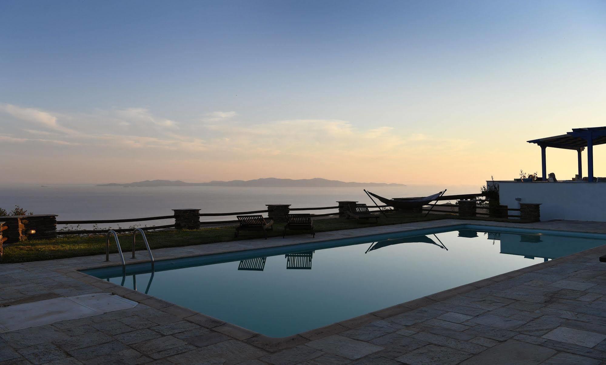 Tinos Sky View Villa Arnados Eksteriør billede